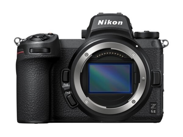 NIKON Z 6II Kit Systemkamera mit Objektiv 24-70 mm, 8 cm Display Touchscreen, WLAN