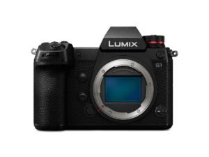 PANASONIC Lumix DC-S 1 Systemkamera, 8 cm Display Touchscreen, WLAN