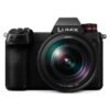 PANASONIC Lumix DC-S 1 Kit Systemkamera mit Objektiv 24-105 mm, 8 cm Display Touchscreen, WLAN