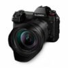 PANASONIC Lumix DC-S 1 Kit Systemkamera mit Objektiv 24-105 mm, 8 cm Display Touchscreen, WLAN