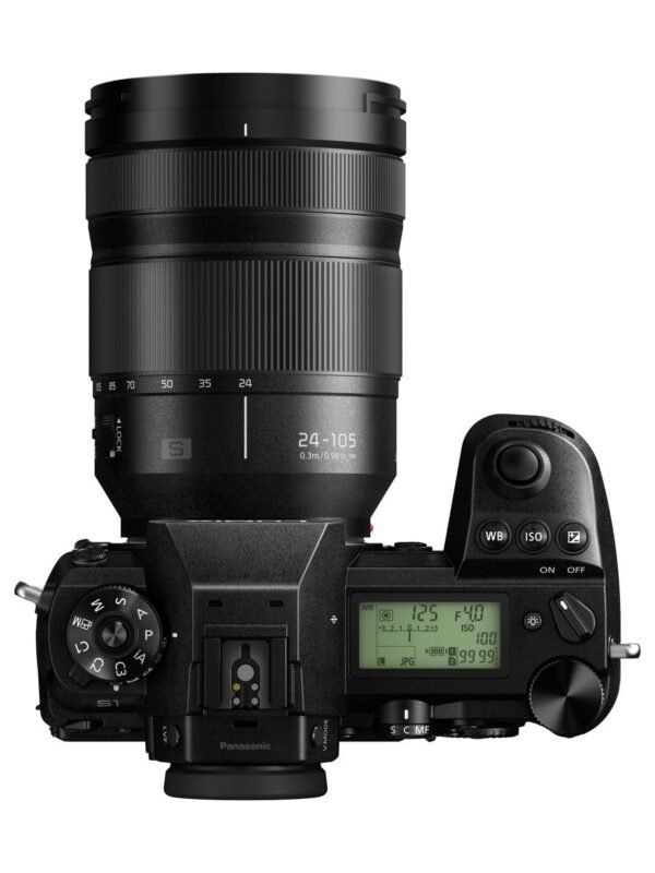 PANASONIC Lumix DC-S 1 Kit Systemkamera mit Objektiv 24-105 mm, 8 cm Display Touchscreen, WLAN