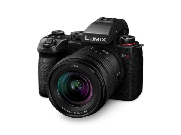 5025232927784_1.jpg PANASONIC DC-S 5 II KE KIT 20-60MM VOLLFORMAT Hybrid-Systemkamera mit Objektiv 20-60 mm, 7,6 cm Display Touchscreen, WLAN