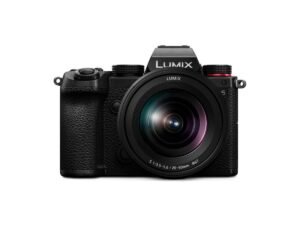PANASONIC DC-S 5 KE-K KIT 20-60MM VOLLFORMAT Systemkamera mit Objektiv 20-60 mm, 7,6 cm Display Touchscreen, WLAN