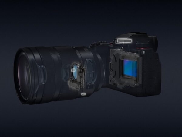 5025232940080_4.jpg PANASONIC DC-S 5 KE-K KIT 20-60MM VOLLFORMAT Systemkamera mit Objektiv 20-60 mm, 7,6 cm Display Touchscreen, WLAN